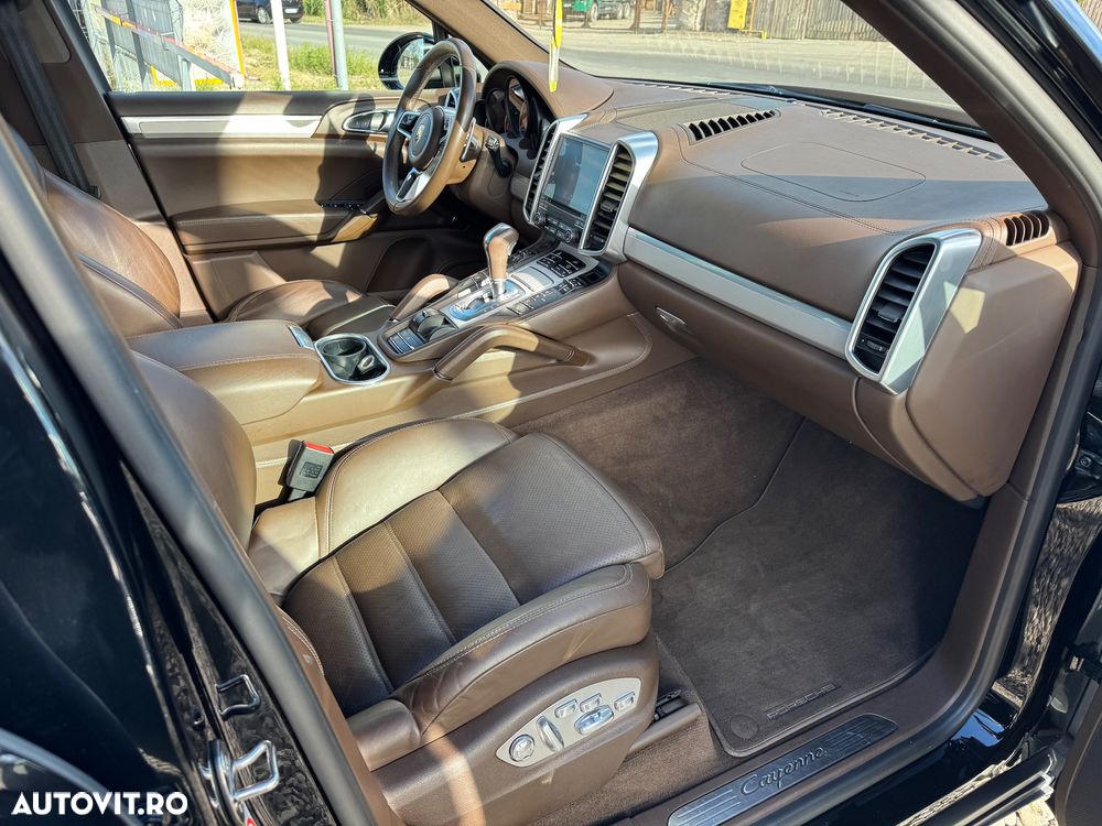 Porsche Cayenne Tiptronic S - 10