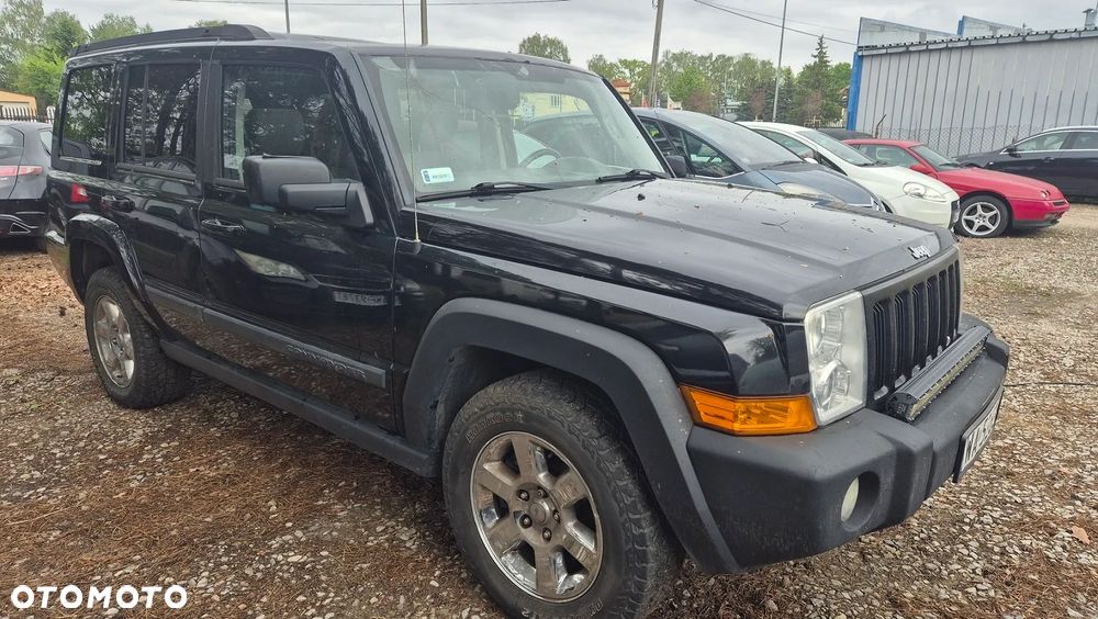 Jeep Commander - 2