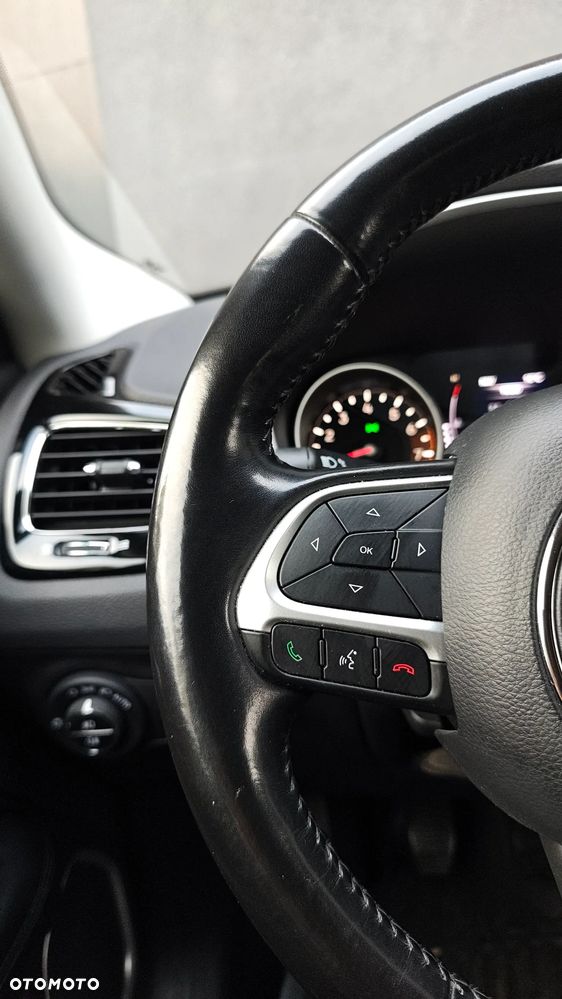 Jeep Compass - 29