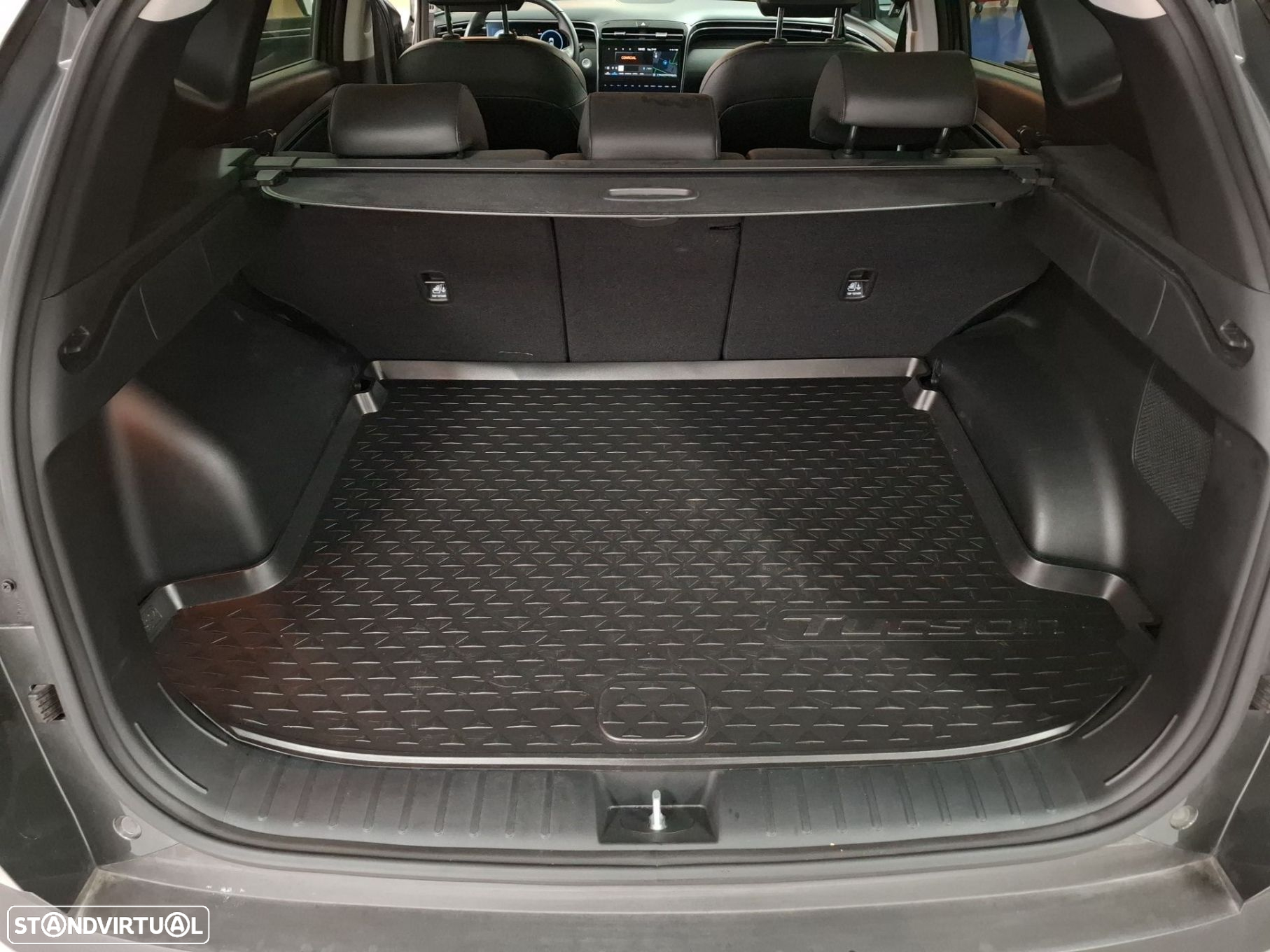 Hyundai Tucson 1.6 CRDi Vanguard - 24
