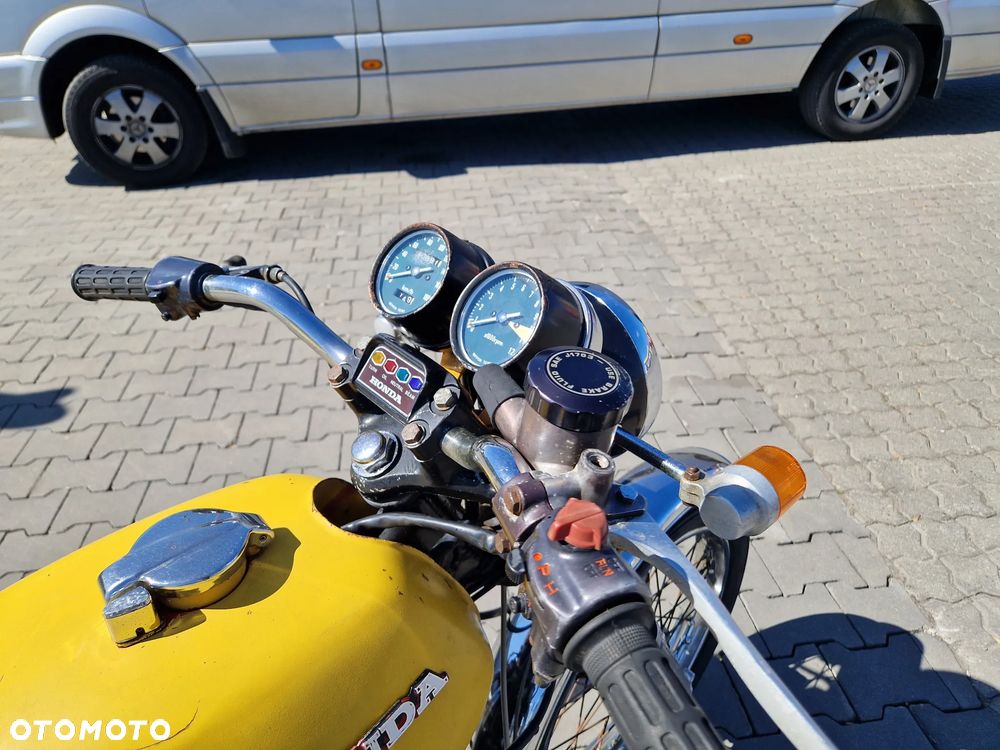 Honda CB - 8