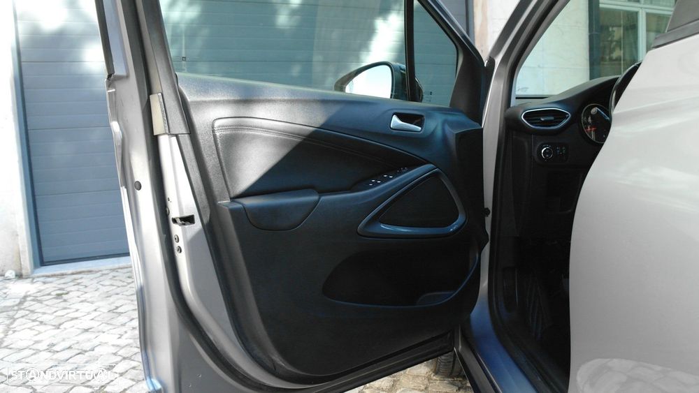 Opel Crossland X 1.2 T Innovation - 22