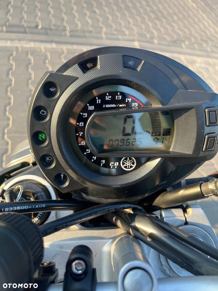 Yamaha FZ6 - 9