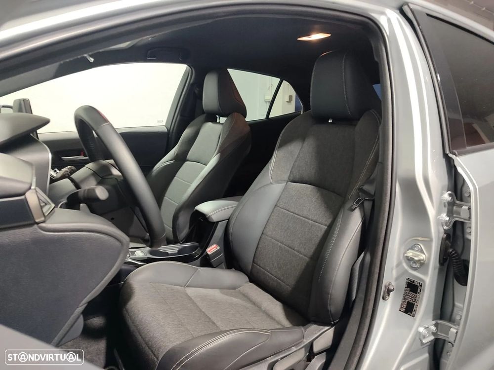 Toyota Corolla 1.8 Hybrid Exclusive - 12