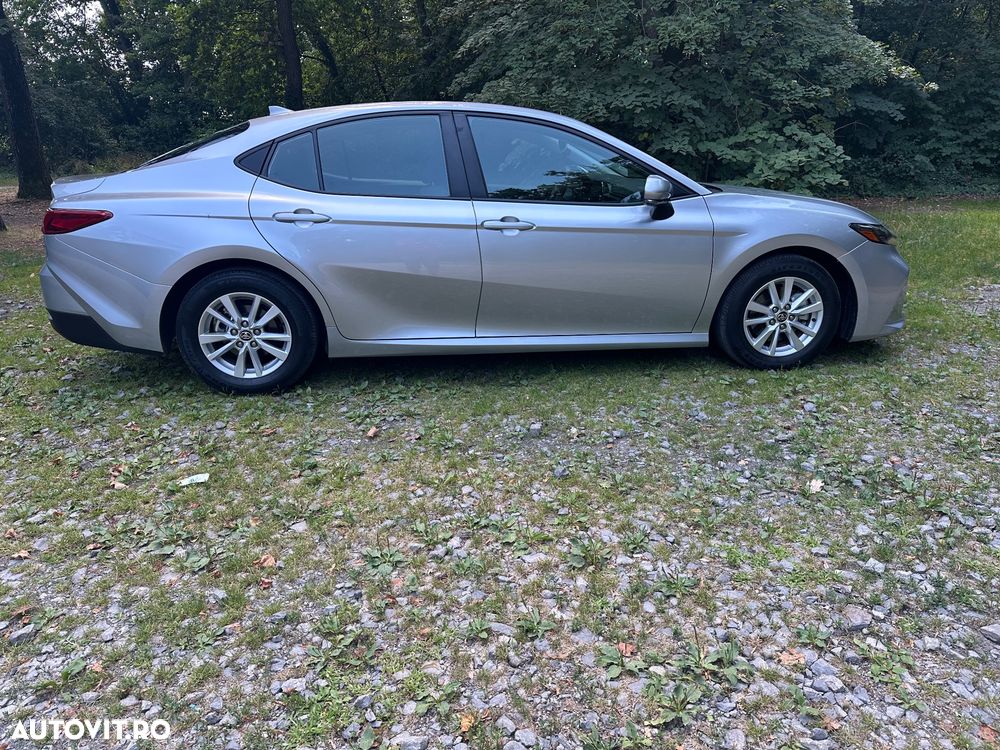 Toyota Camry - 20