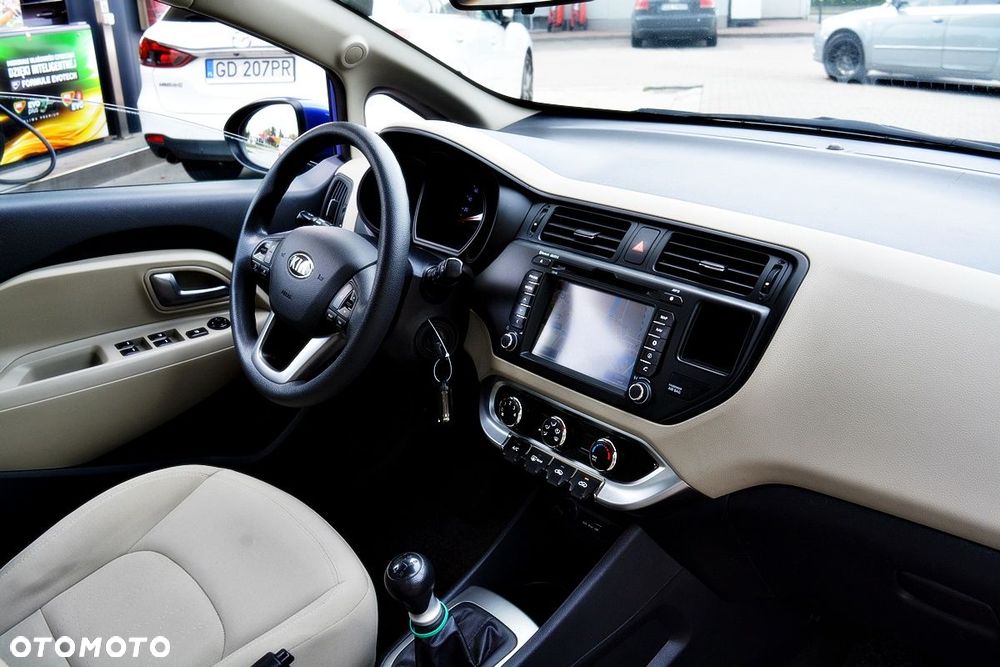 Kia Rio 1.2 Business Line - 14