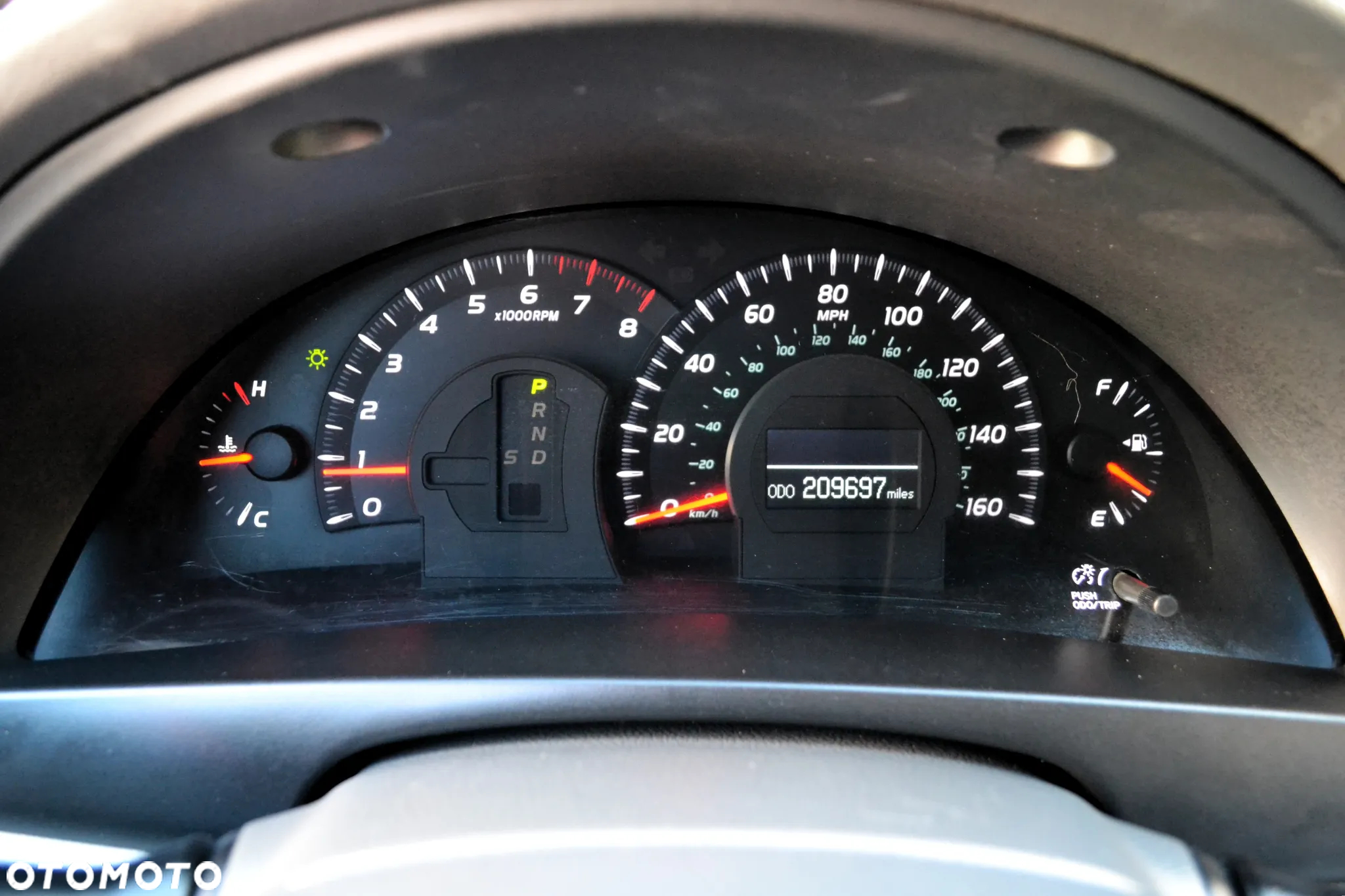 Toyota Camry 3.5 V6 SE - 40