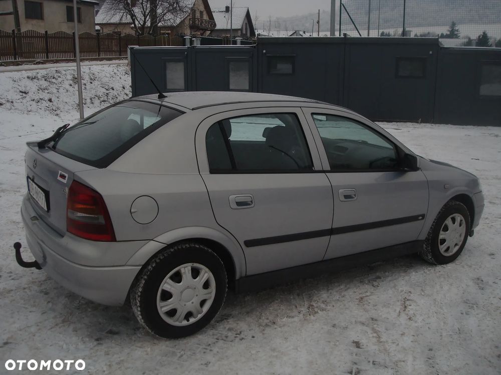 Opel Astra 1.6 Edition - 22