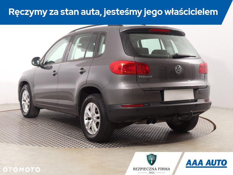 Volkswagen Tiguan - 5