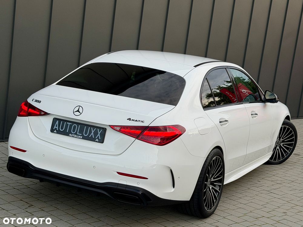 Mercedes-Benz Klasa C 300 mHEV 4-Matic AMG - 10