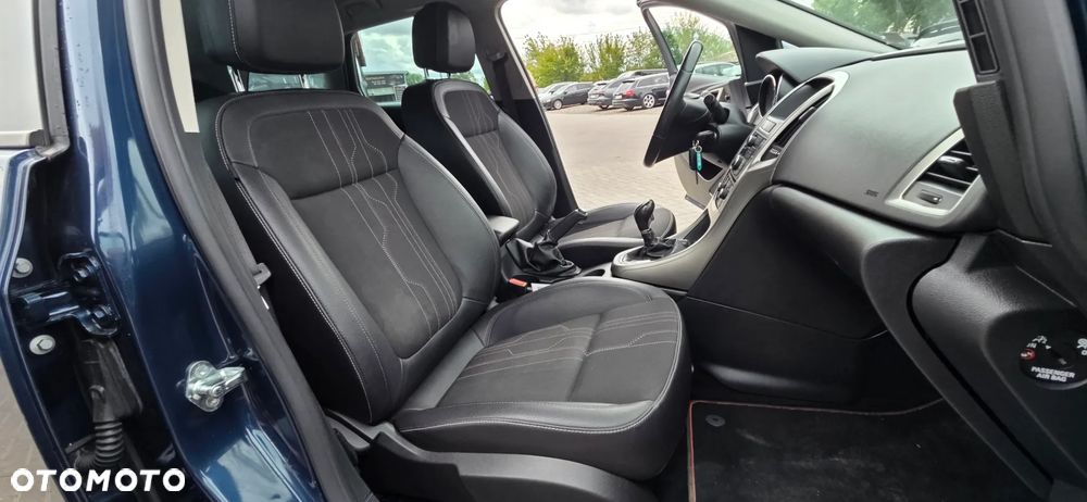 Opel Astra 1.6 Turbo 150 Jahre - 35
