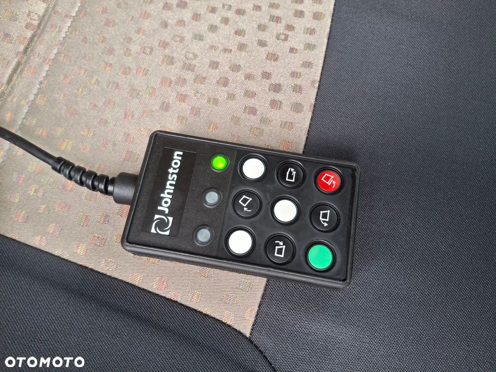 Renault Midlum 220 Zamiatarka Johnston Szczotki L/R Dodatkowy Silnik EUnited PM10 2014r Rura Do Liści - 20