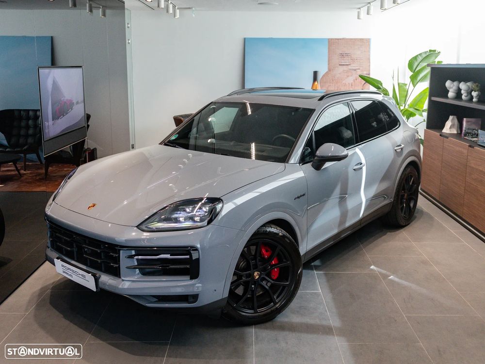 Porsche Cayenne S E-Hybrid - 4