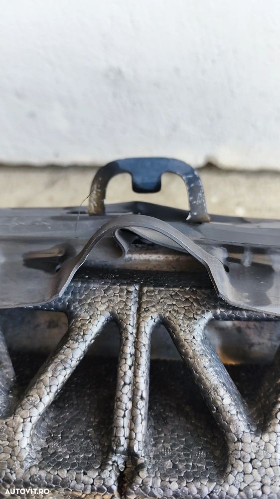 Trager complet fara radiatoare BMW F30 F31 (cu defect,a fost atinsa intaritura) - 4