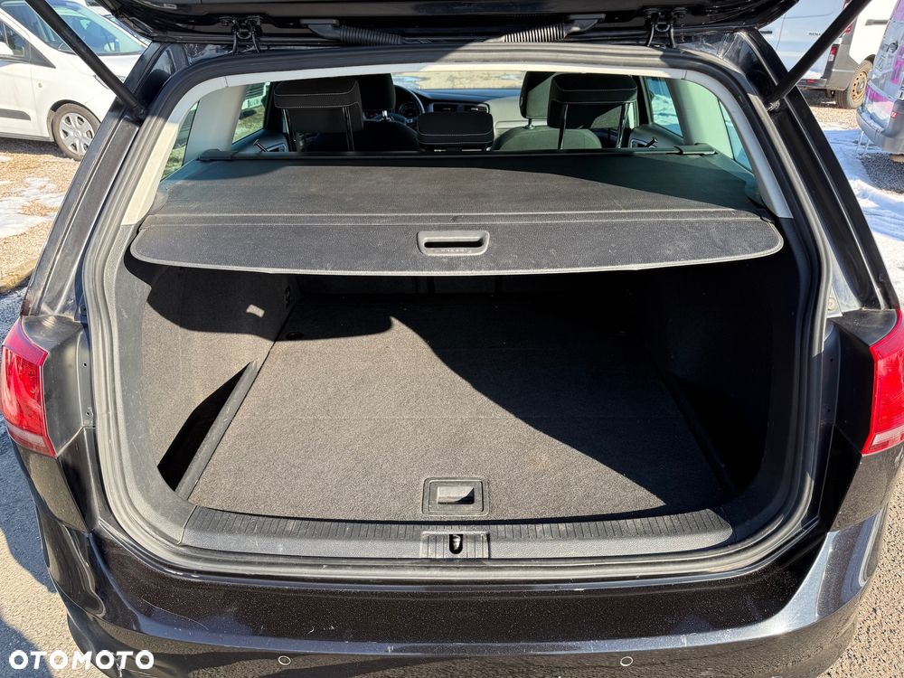 Volkswagen Golf 1.6 TDI BlueMotion Technology Lounge - 12