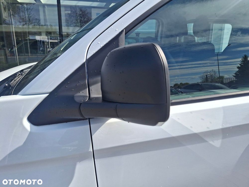 Volkswagen Transporter - 8