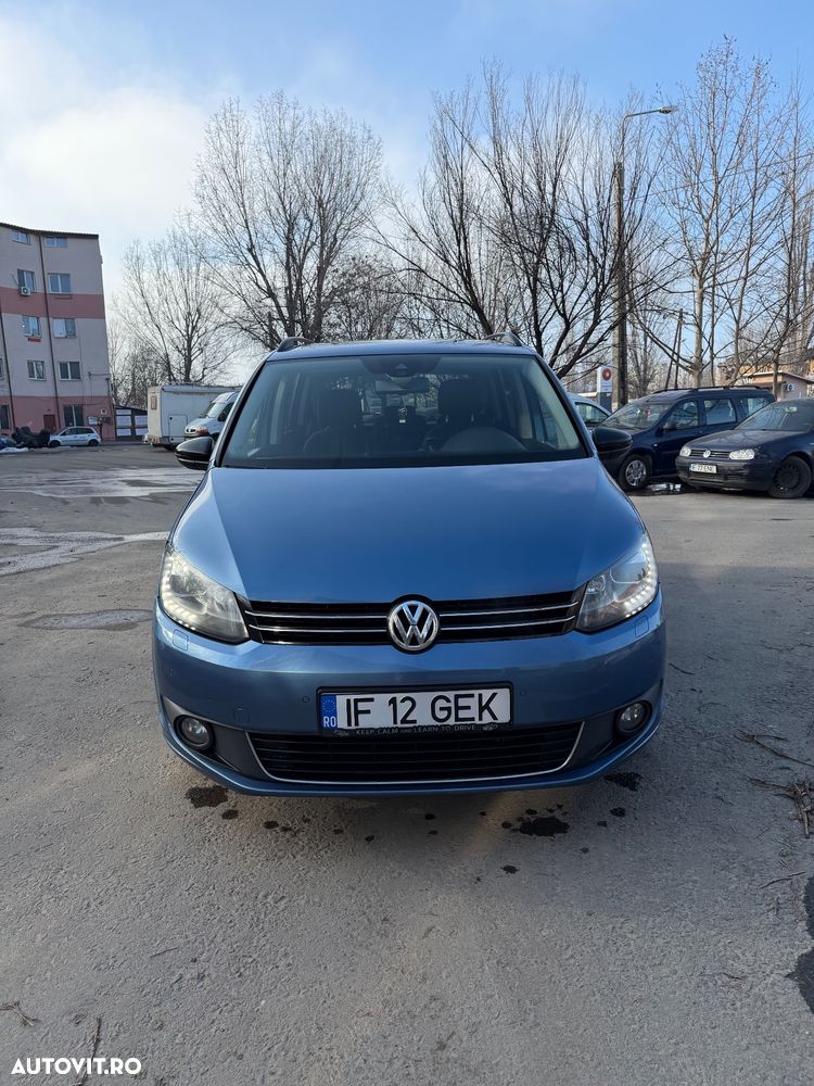 Volkswagen Touran - 1
