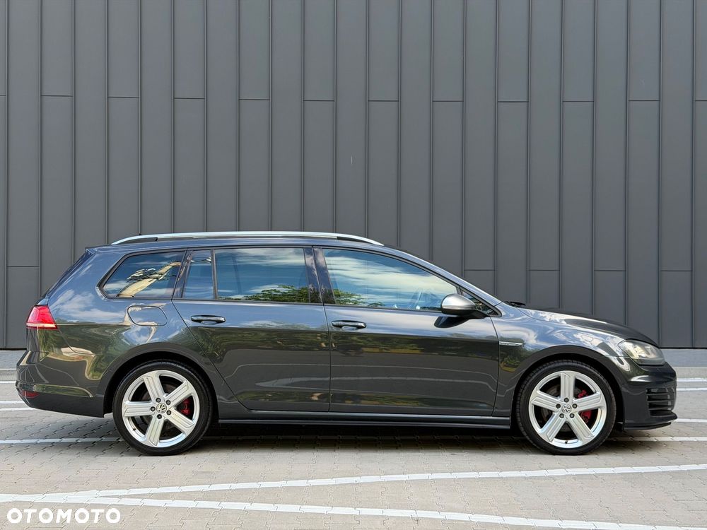 Volkswagen Golf GTD 2.0 TDI SCR DSG - 9