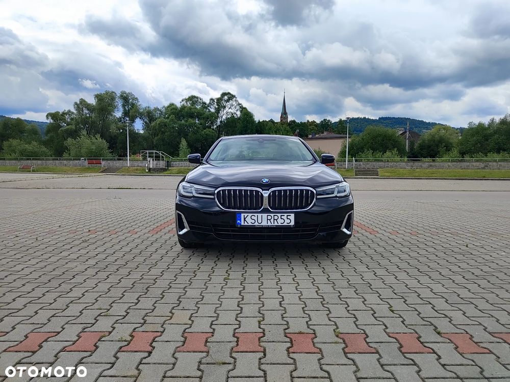BMW Seria 5 518d mHEV Luxury Line - 2