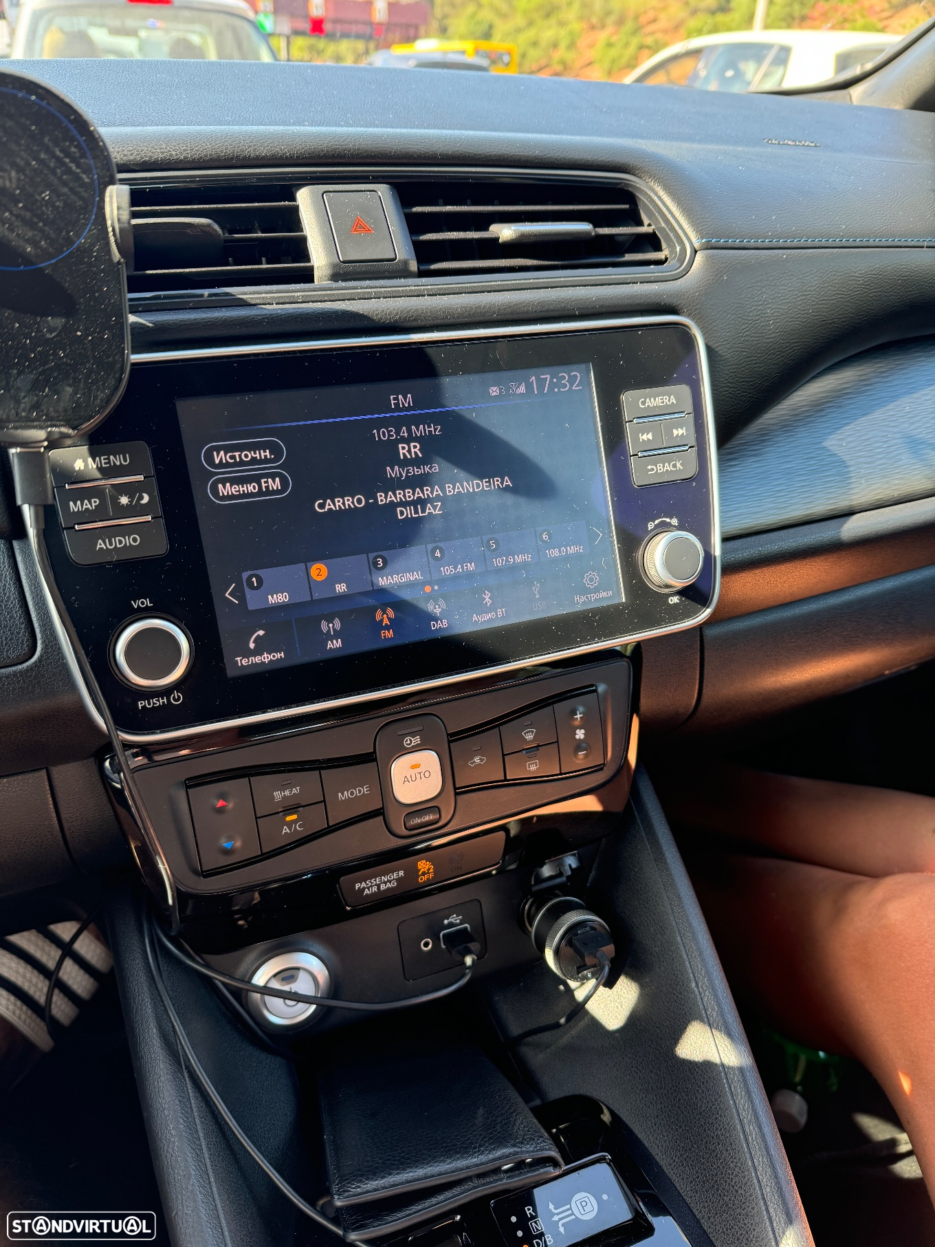 Nissan Leaf N-Connecta - 12