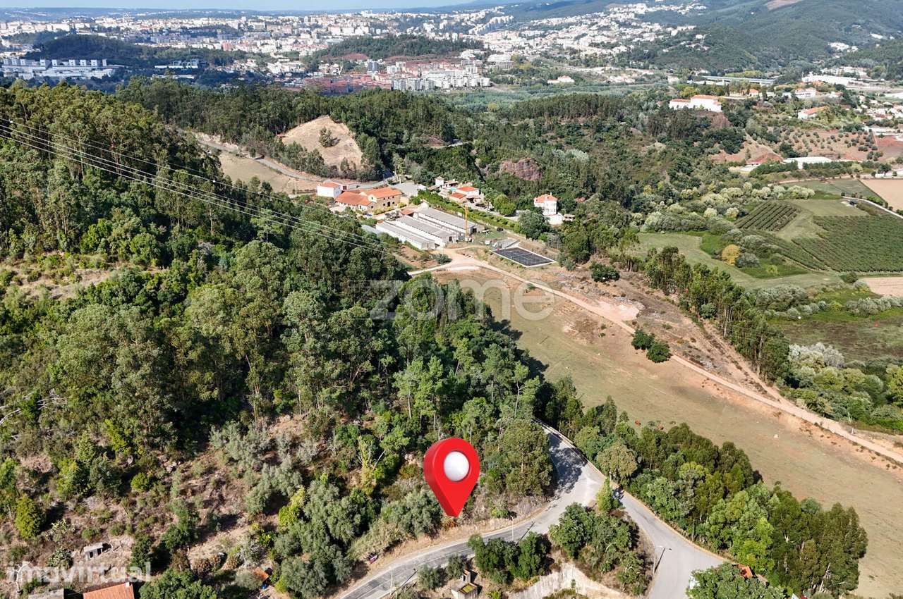 Terreno| 2 Moradias 2pisos ou 1Terrea| Castelo Viegas | Coimbra - Grande imagem: 4/17