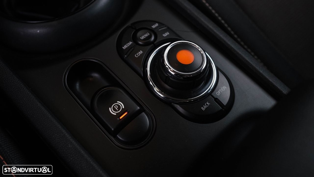 MINI Clubman One D Auto - 16