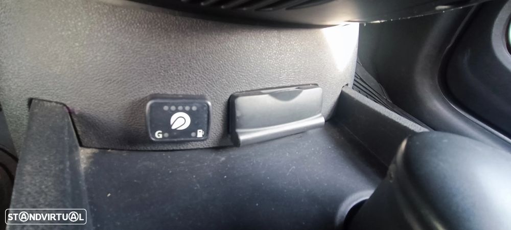 Renault Clio Sport Tourer - 9