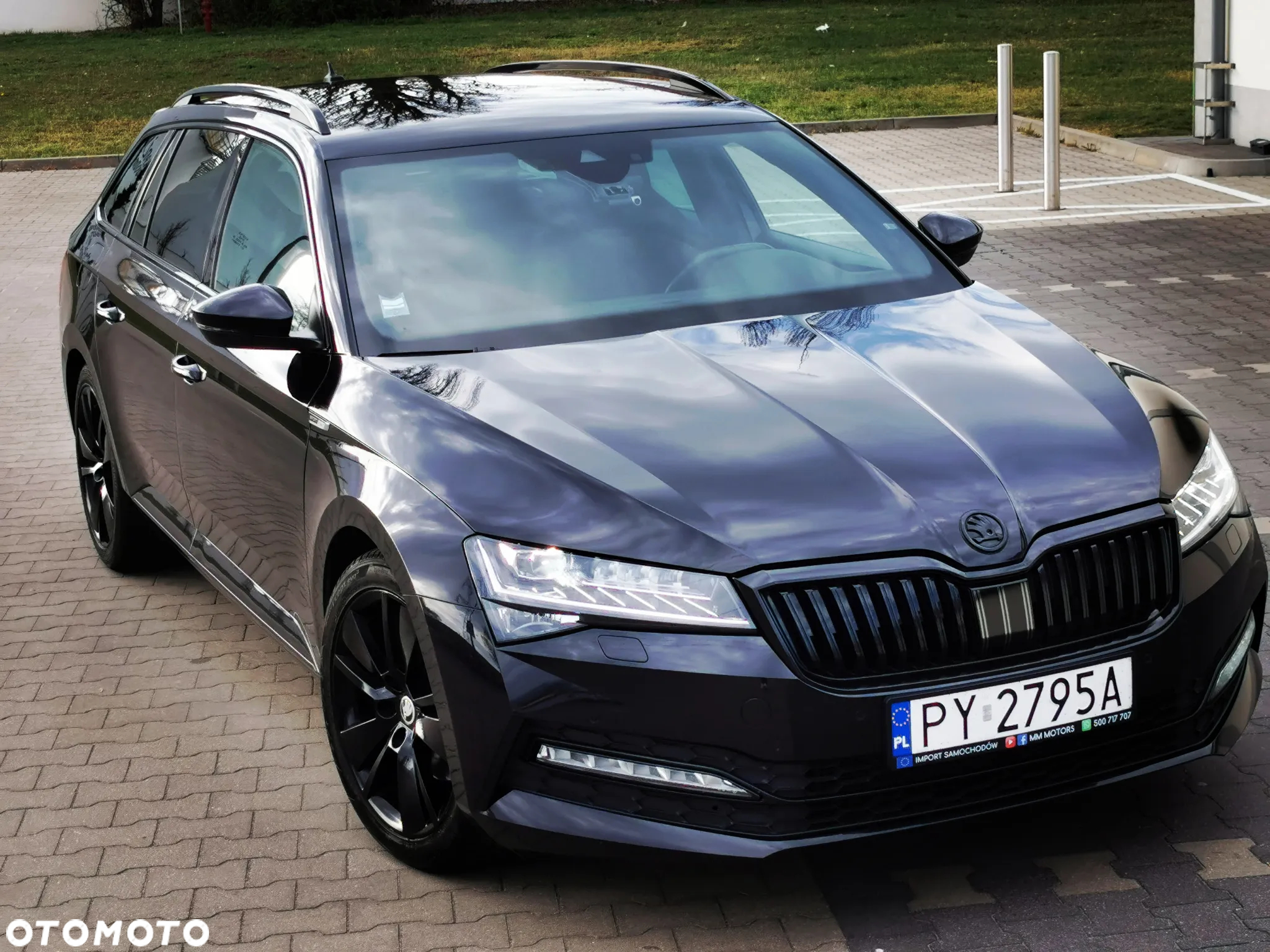 Skoda Superb Combi 2.0 TDI DSG Sportline - 7