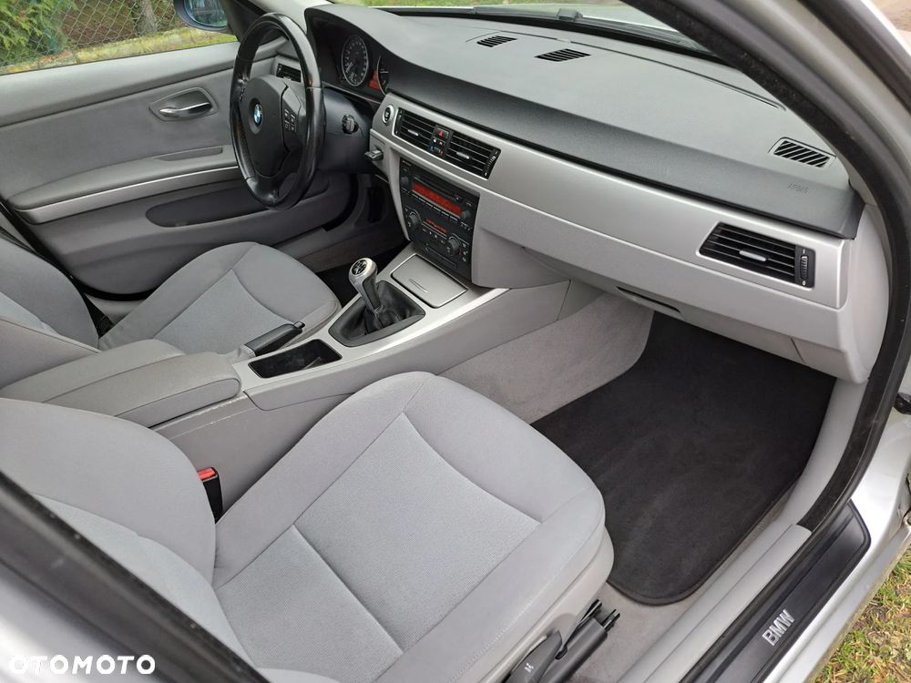 BMW Seria 3 - 20