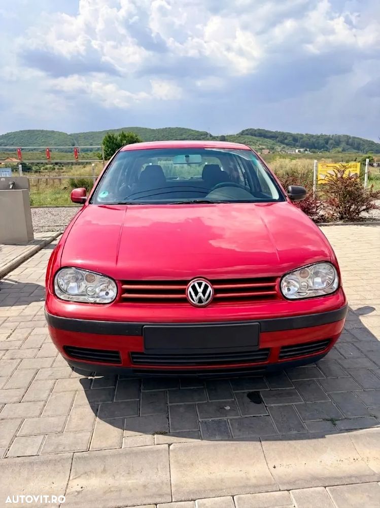 Volkswagen Golf 1.6 Comfortline - 2