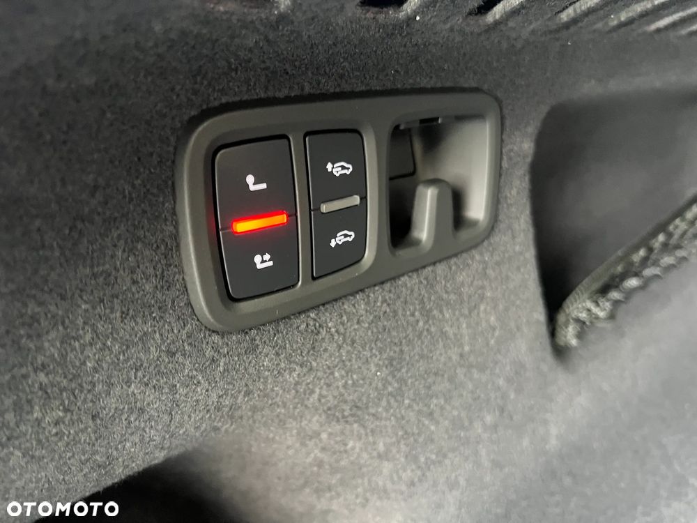 Audi SQ8 TFSI Quattro Tiptronic - 12