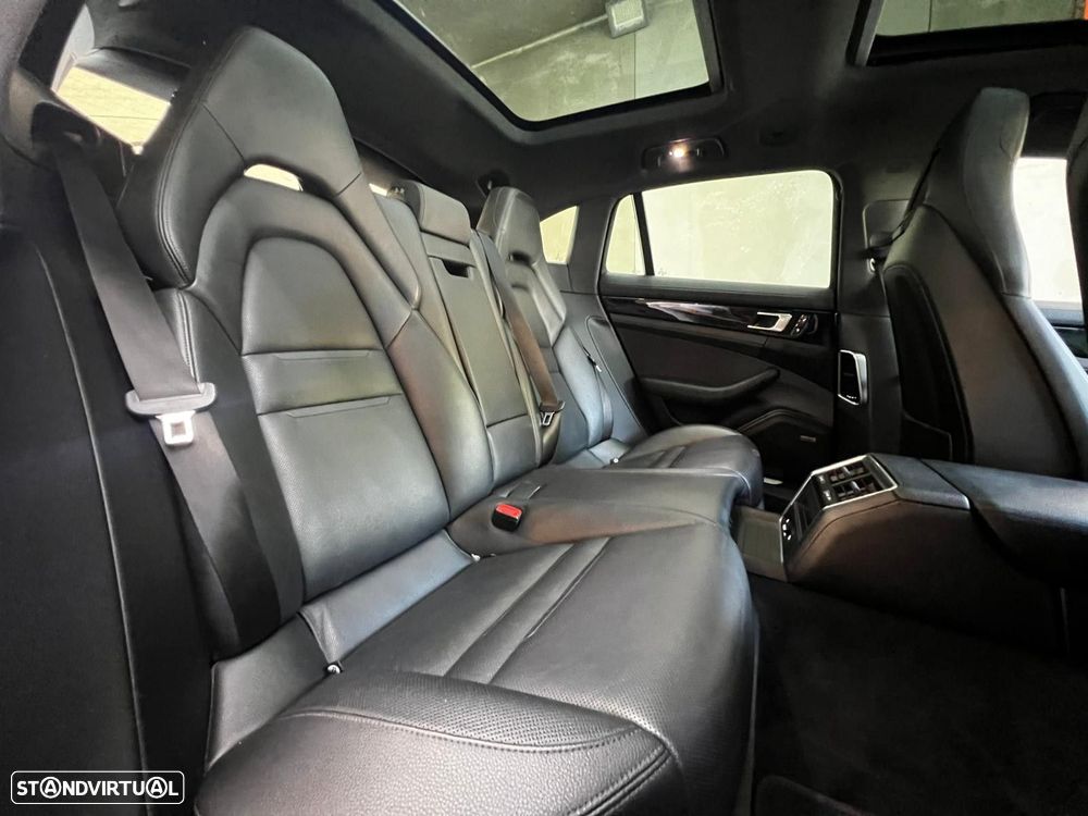 Porsche Panamera Sport Turismo 4 E-Hybrid Platinum Edition PDLS - 20