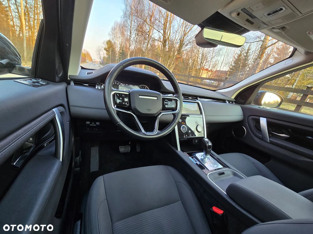Land Rover Discovery Sport - 23