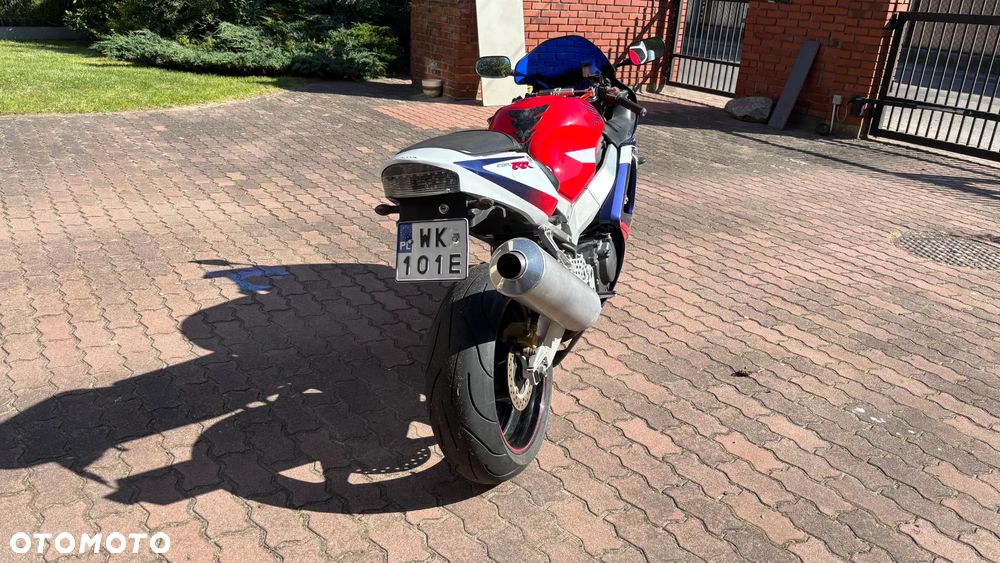 Honda CBR - 4