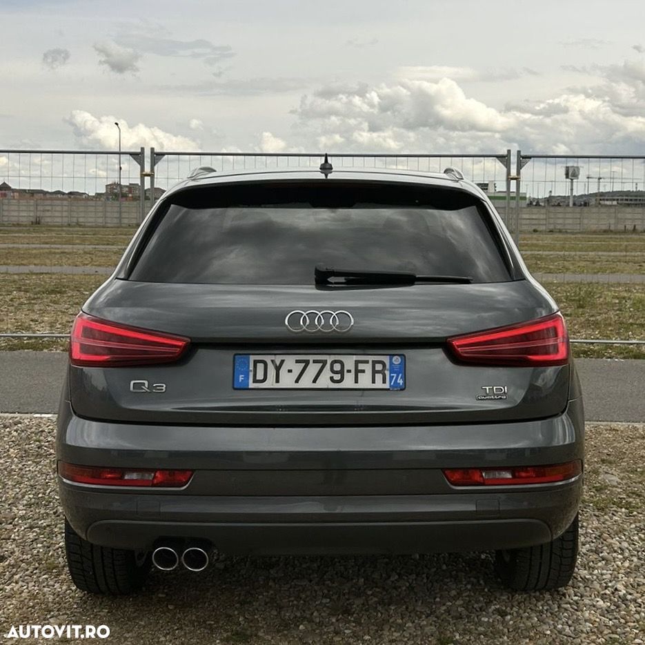 Audi Q3 2.0 TDI Quattro Stronic Design - 11