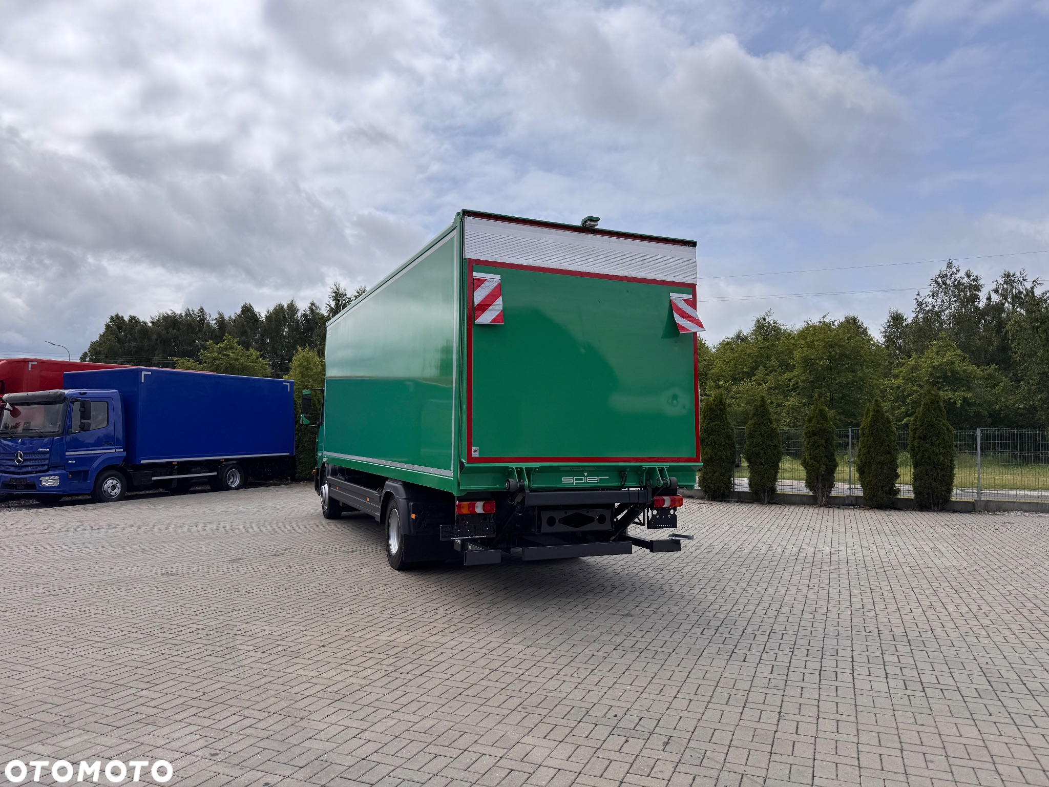 Mercedes-Benz ATEGO - 15