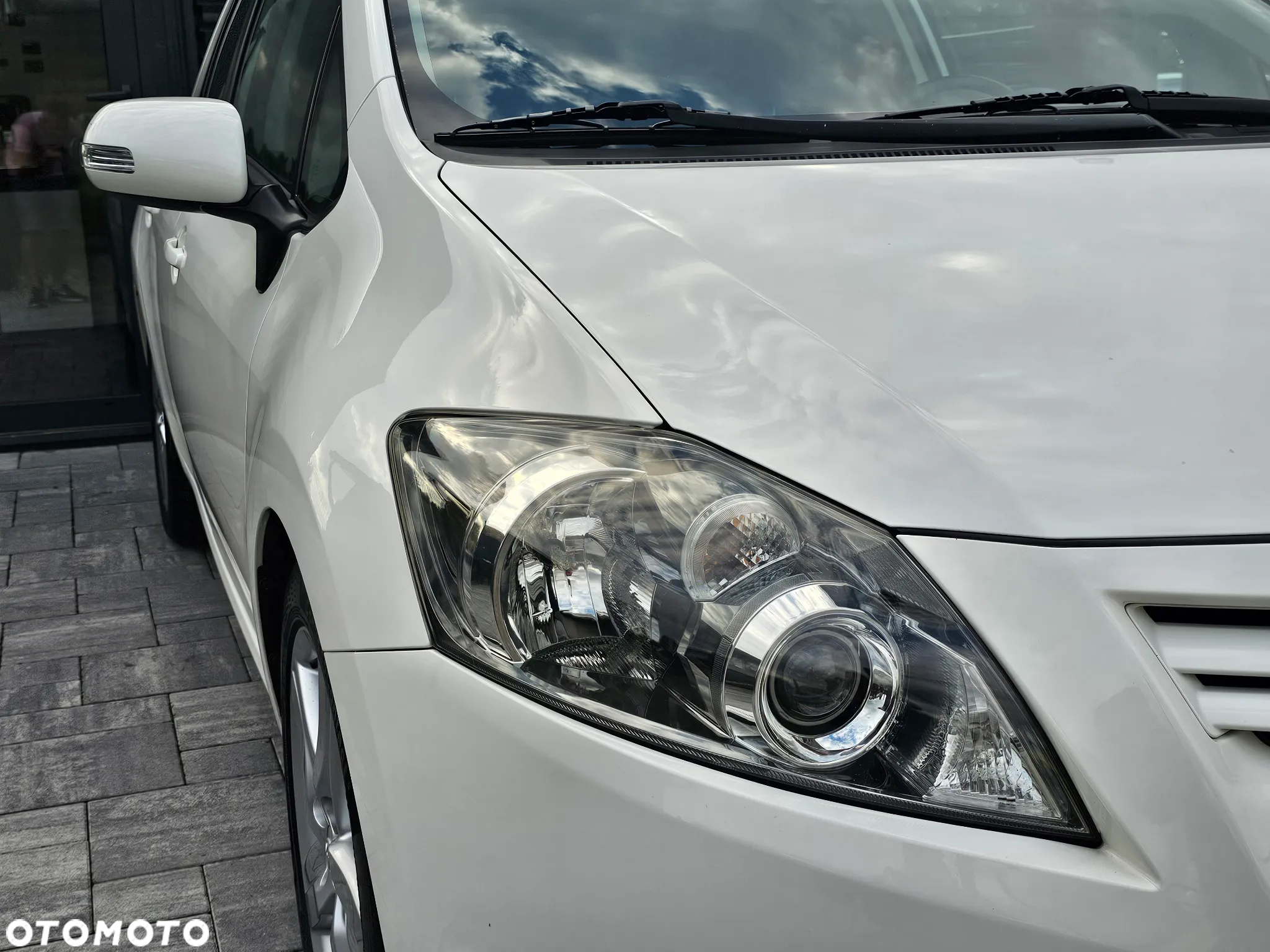 Toyota Auris 1.6 Premium - 26