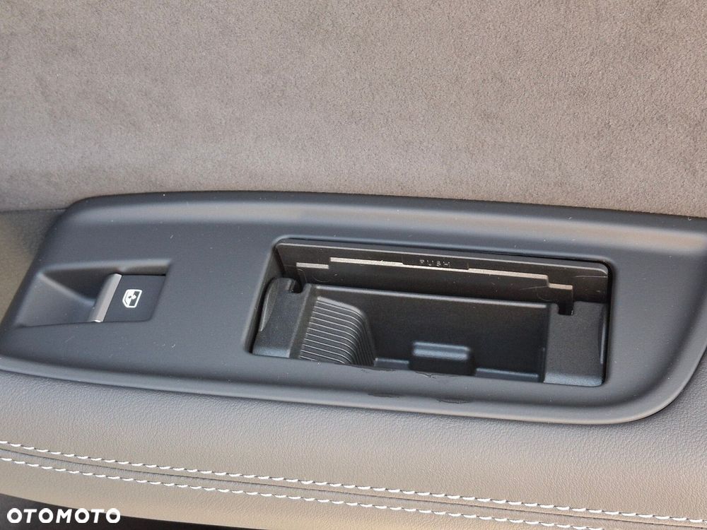 Audi Q8 - 24
