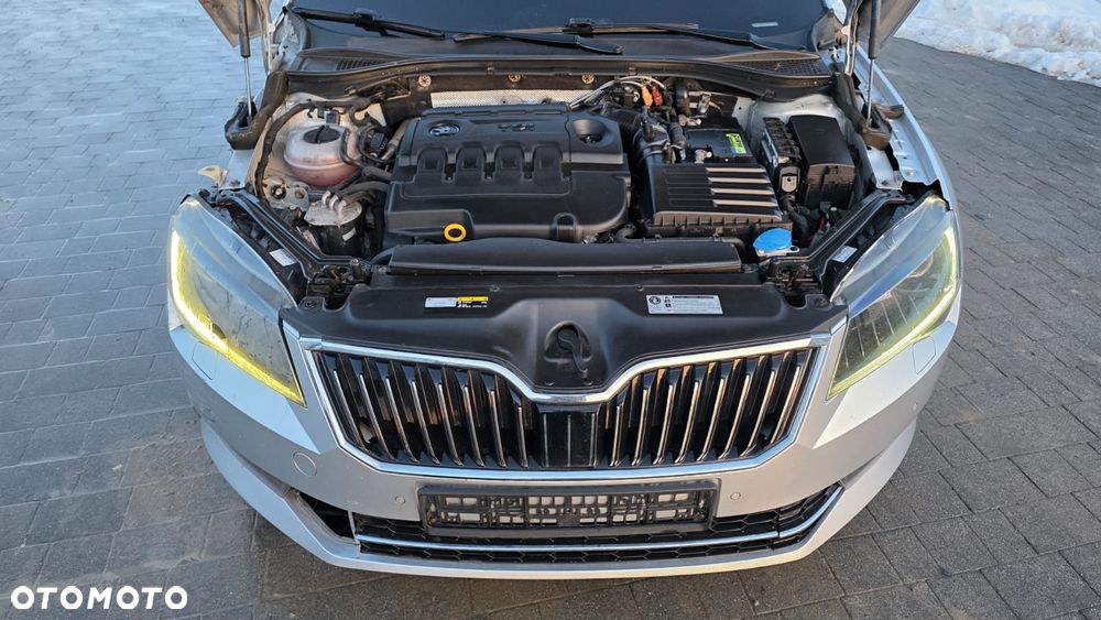 Skoda Superb 2.0 TDI 4x4 Style DSG - 21