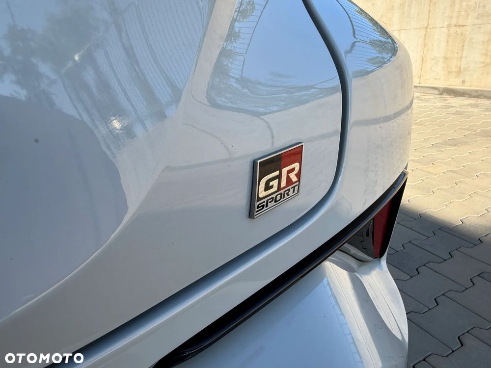 Toyota C-HR 1.8 Hybrid GPF GR Sport - 21