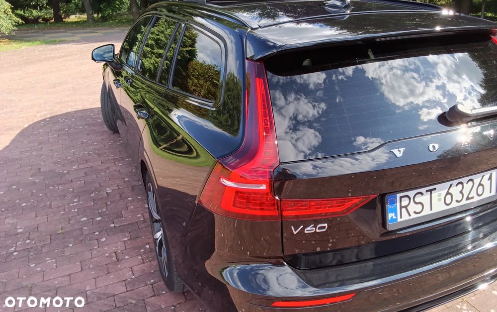Volvo V60 B5 B R-Design - 18