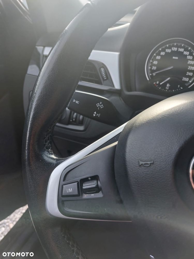 BMW X1 sDrive18i Advantage - 14