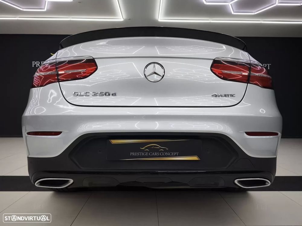 Mercedes-Benz GLC 250 d 4Matic 9G-TRONIC AMG Line - 14