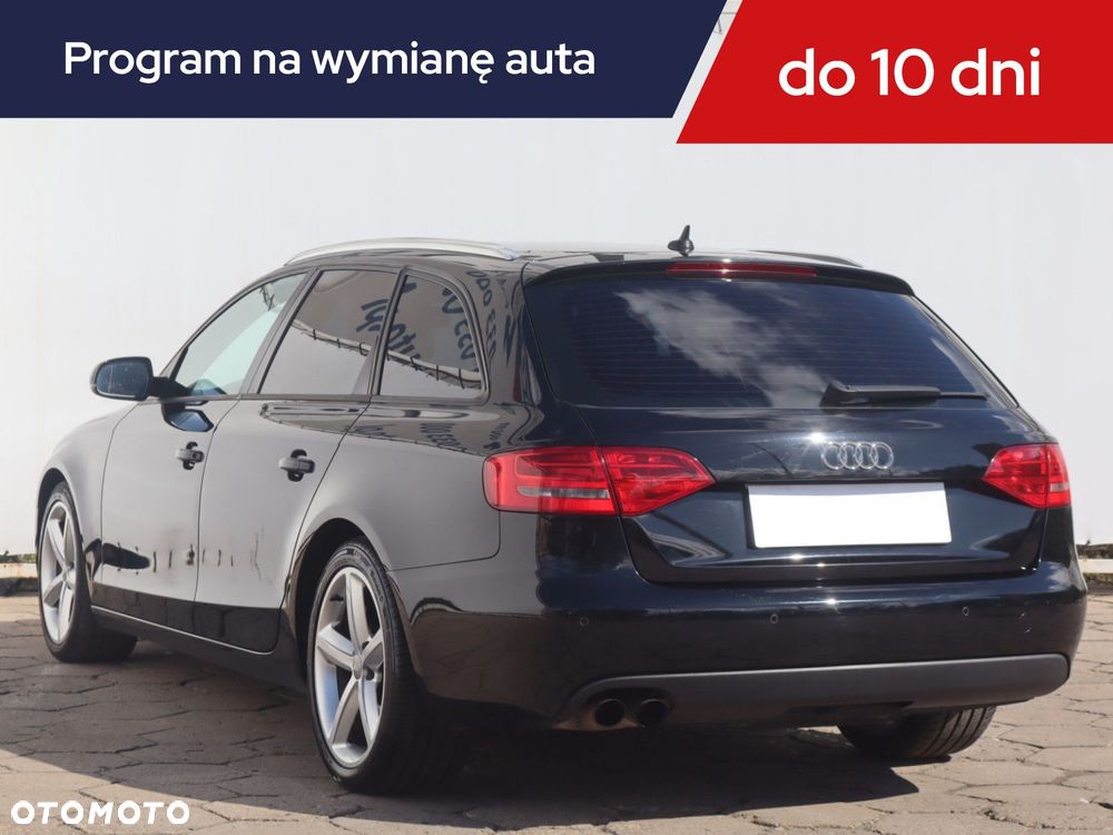 Audi A4 Avant 2011 photo 5