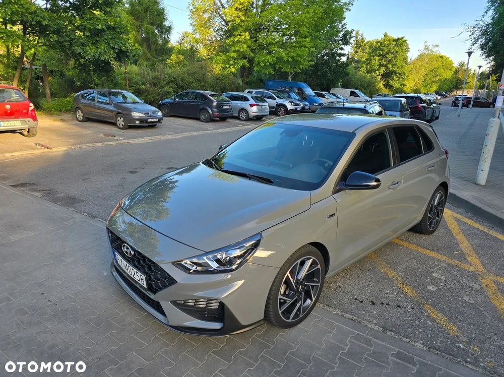 Hyundai i30 1.5 T-GDI 48V Executive - 1