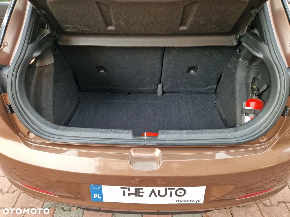 Hyundai i20 1.2 GO - 12