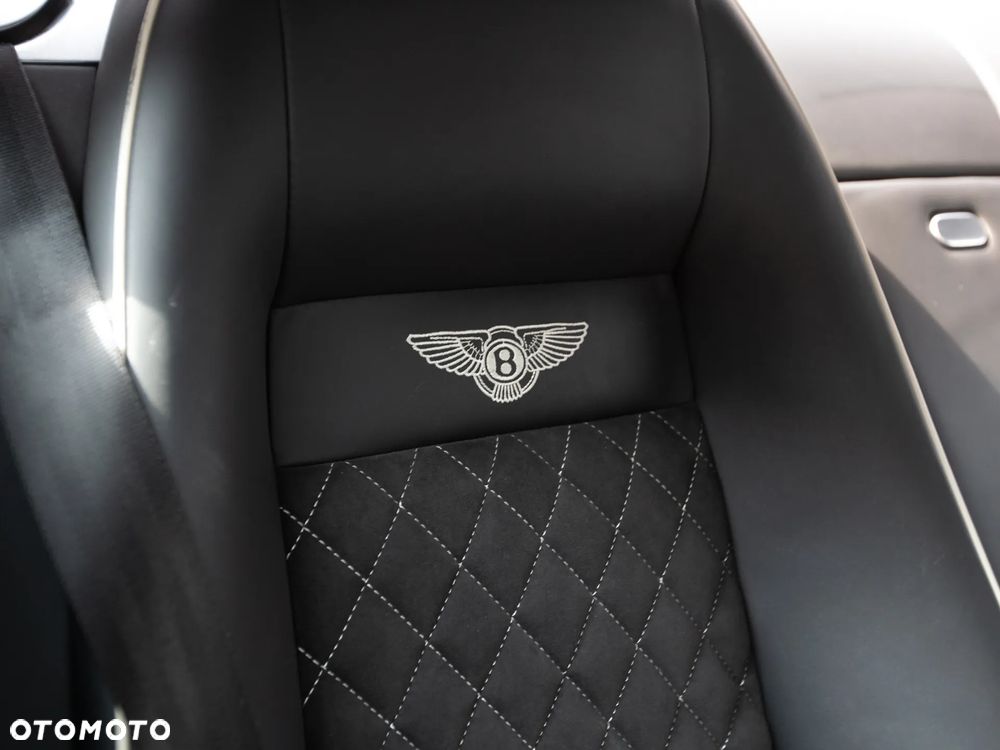 Bentley Continental GT - 15