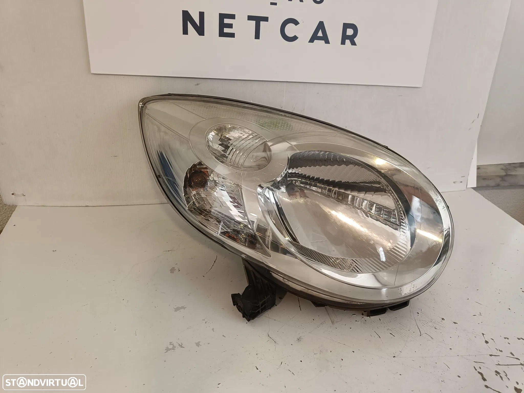 Farol óptica direito Citroen C1 2008 - 2