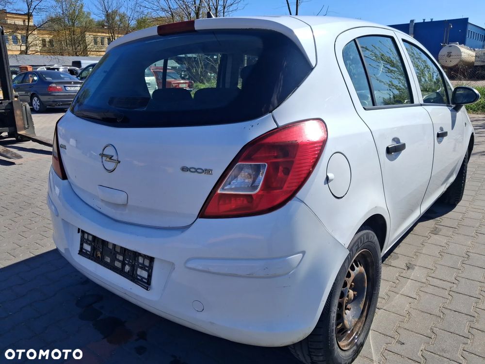 Opel Corsa D 3 silnik kompletny 1.3 CDTI diesel skrzynia biegów F17 W394 drzwi klapa zderzak błotnik kolor biały Y474 sprzęgło szyba deska wyświatlacz pas fotel podsufitka alternator maglownica pompa sterownik panel sterownik mcperson wahacz zwrotnica belka sanki przewód wąż wiązka poduszka lampa reflektor zamek zacisk radio stacyjka boczek obudowa osłona tłumik wydech kolektor wtrysk czujnik NA CZĘŚCI - 6