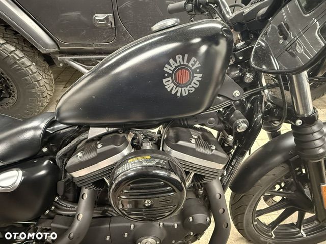 Harley-Davidson Sportster Iron 883 - 6